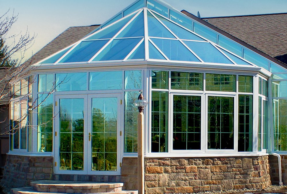 The Secrets of Sunroom Selection: Choosing the Perfect Location and Size for Your Retreat