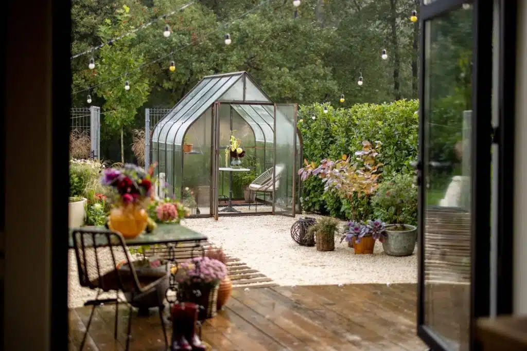 What Is the Cost Per Square Foot for a Solarium? Realistic Pricing You Can Plan Around